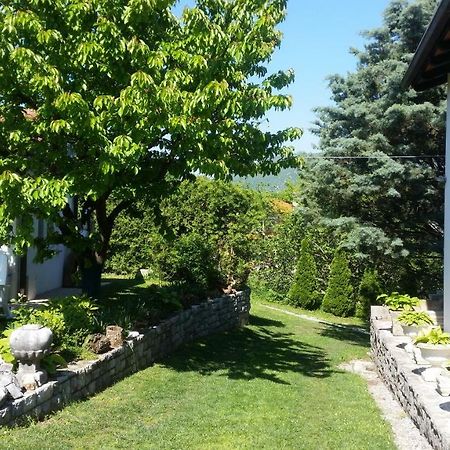 Holiday Home Slavi วิพาวา ภายนอก รูปภาพ