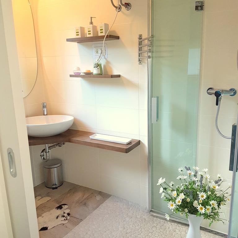 Holiday Home Slavi วิพาวา ภายนอก รูปภาพ